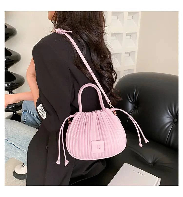 Bolsa Feminina Bucket Texturizada Bella Vitta - Zellum